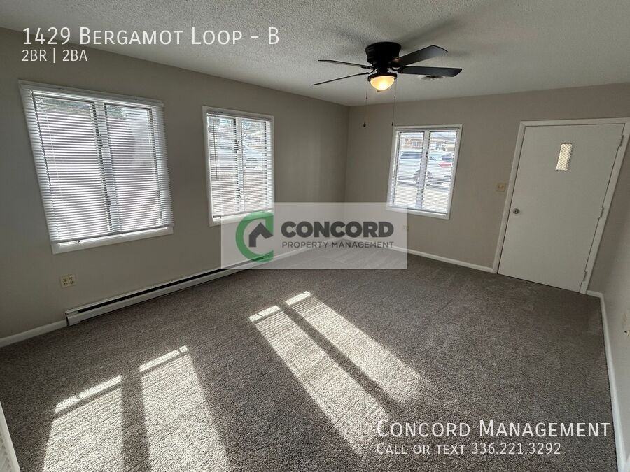 1429 Bergamot Loop #B - Photo 2 of 15