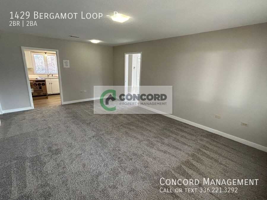 1429 Bergamot Loop #B - Photo 3 of 15