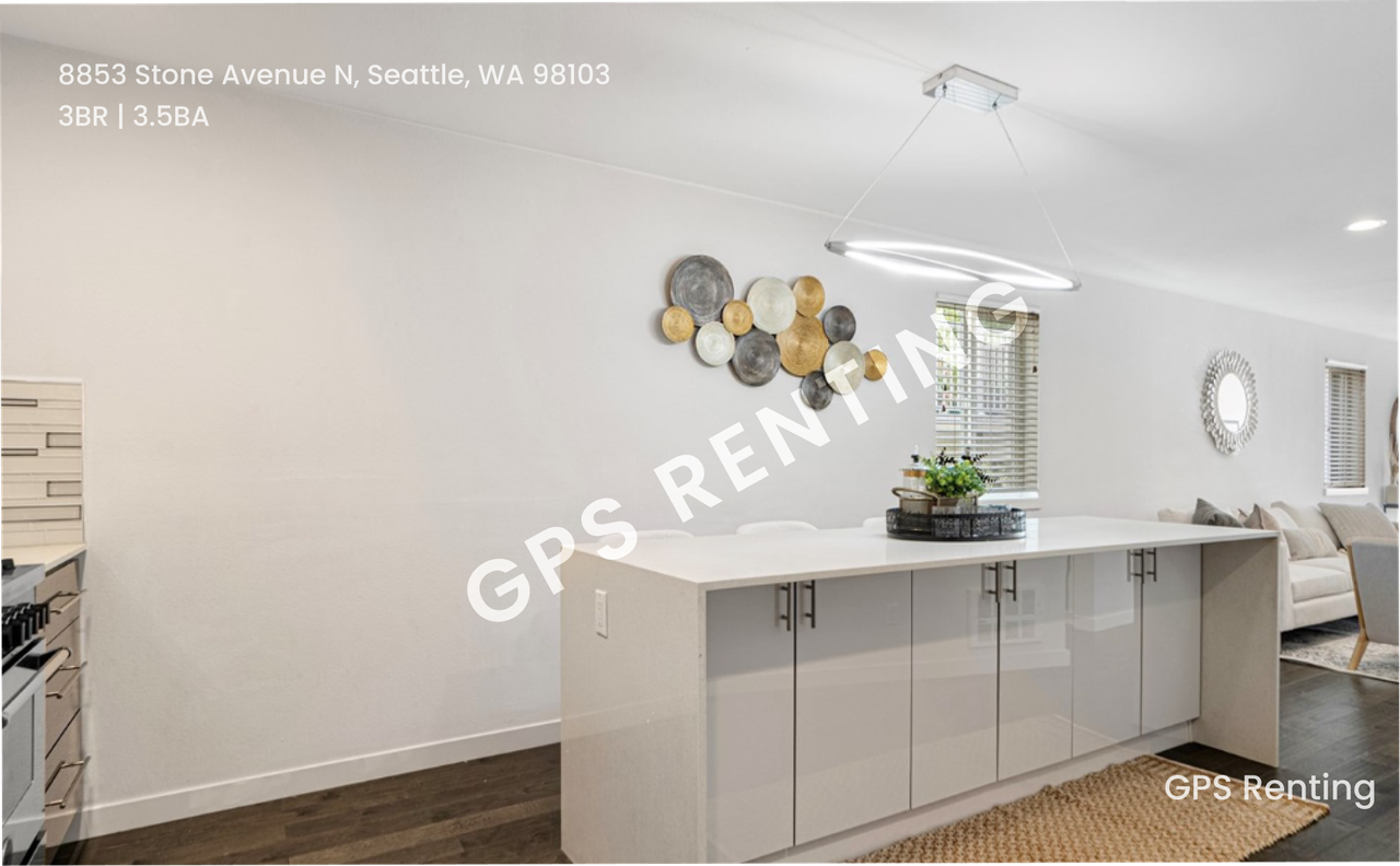 8853 Stone Ave N - Photo 6 of 23