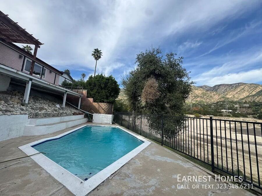 2629 Meguiar Dr - Photo 2 of 29