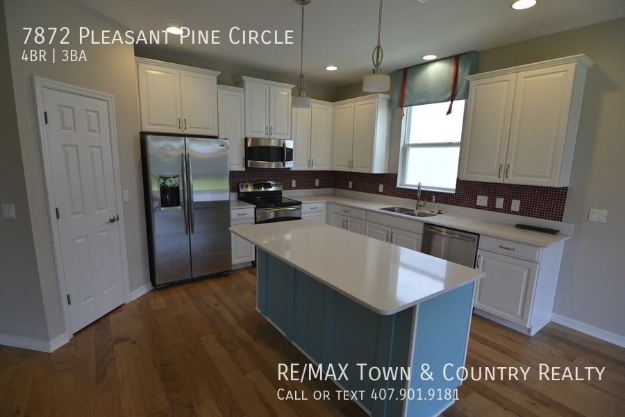 7872 Pleasant Pine Cir - Photo 3 of 15