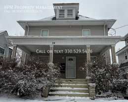 34 Grand Ave #UP - Photo 1 of 1