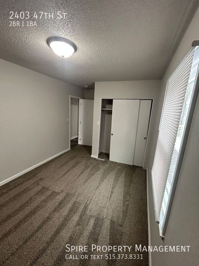 2403 47th St - Photo 3 of 12