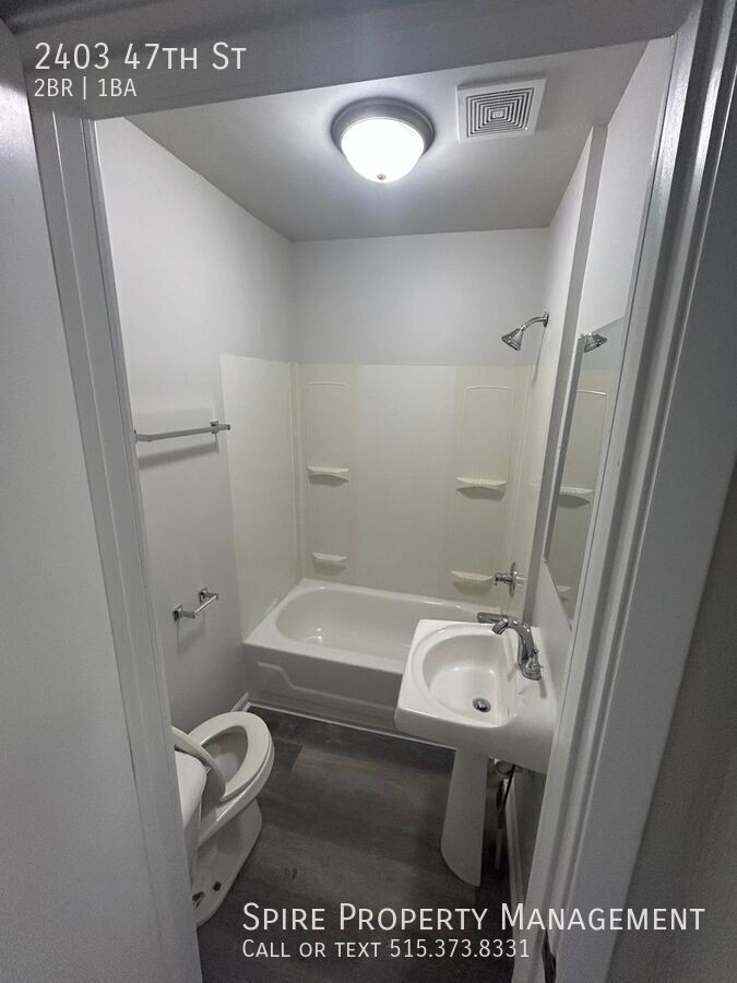 2403 47th St - Photo 7 of 12