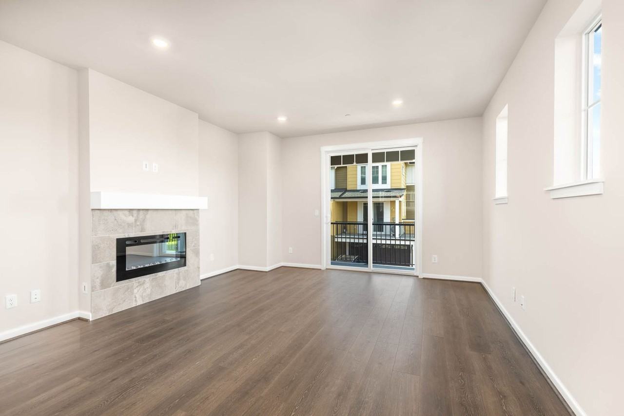 19340 Ne 69th Cir #107 - Photo 6 of 18