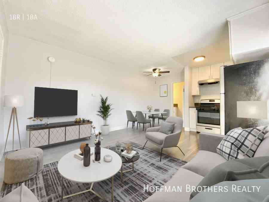 1911 W 2nd St #24 - Photo 2 of 8