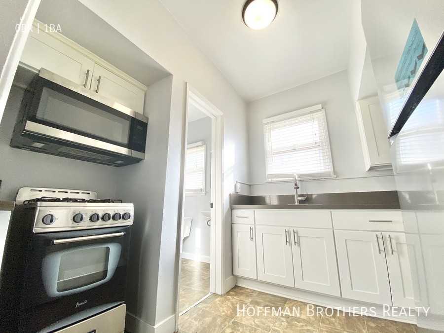 1133 S Westmoreland Ave #2 - Photo 4 of 7