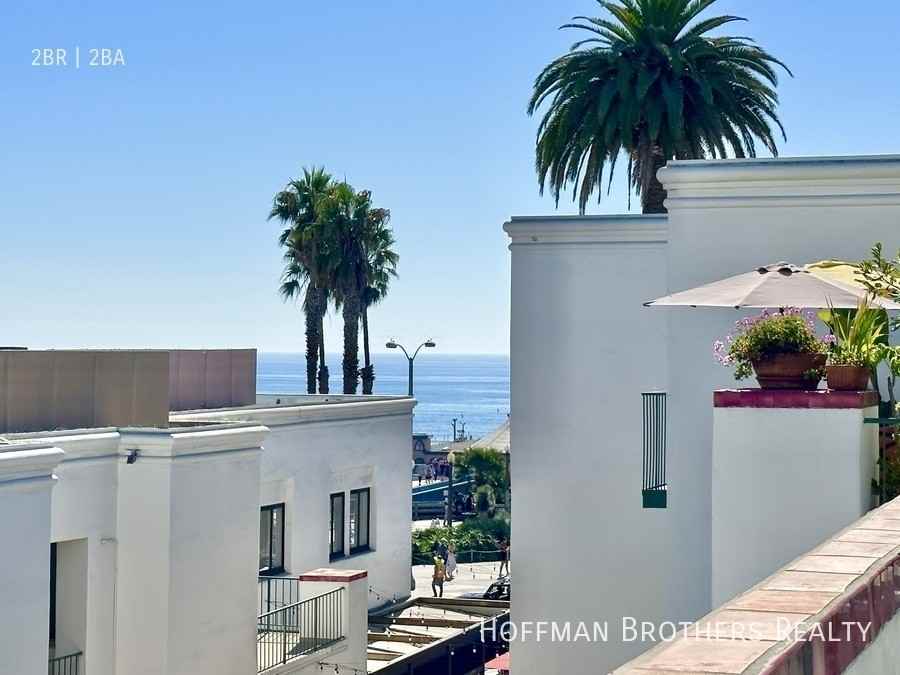 1543 Ocean Ave #302 - Photo 2 of 11