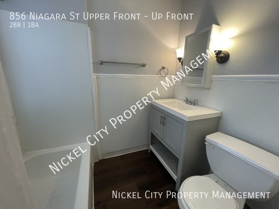 856 Niagara St Uppr Front - Photo 6 of 6