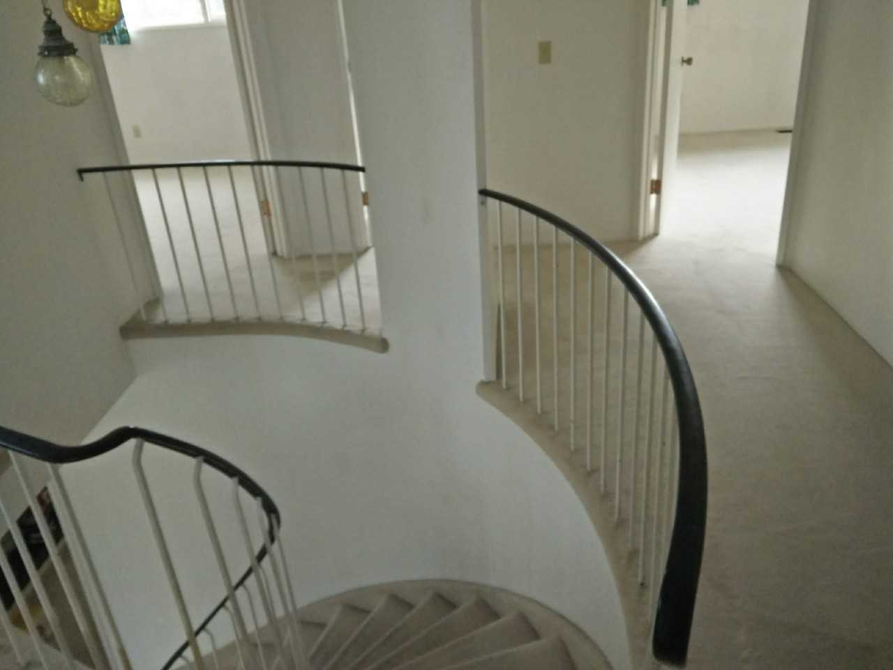 223 Valhalla Crescent Northwest - Photo 7 of 16