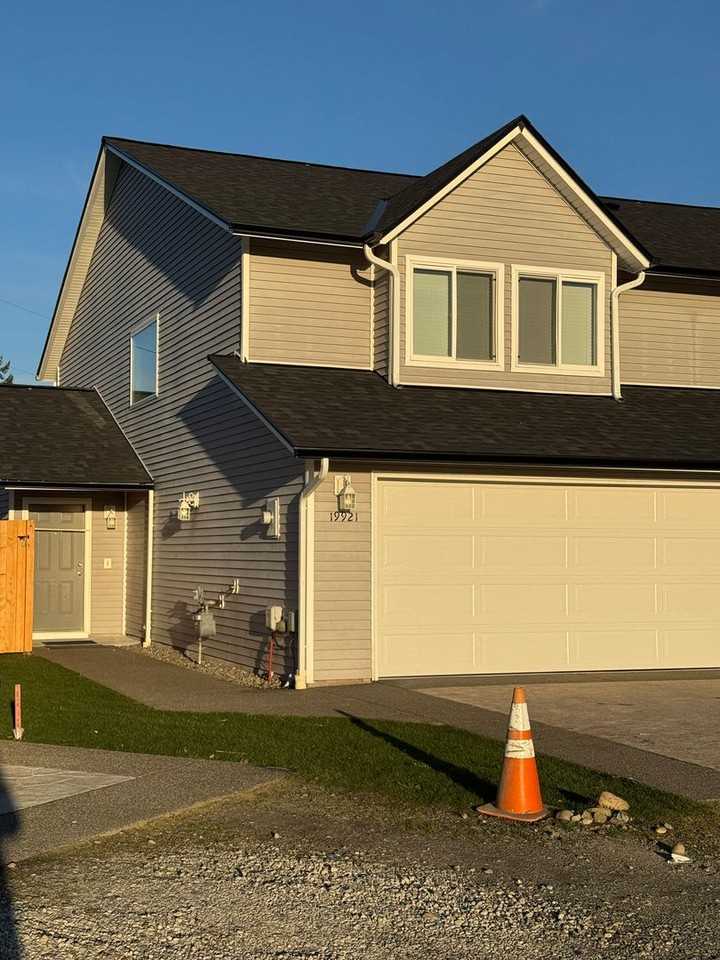 19921 9th Avenue Ct E - Photo 3 of 22