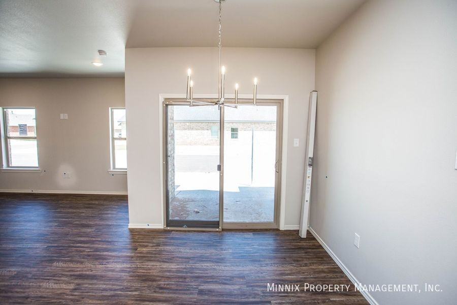 5865 Virginia Ave #1 - Photo 7 of 50