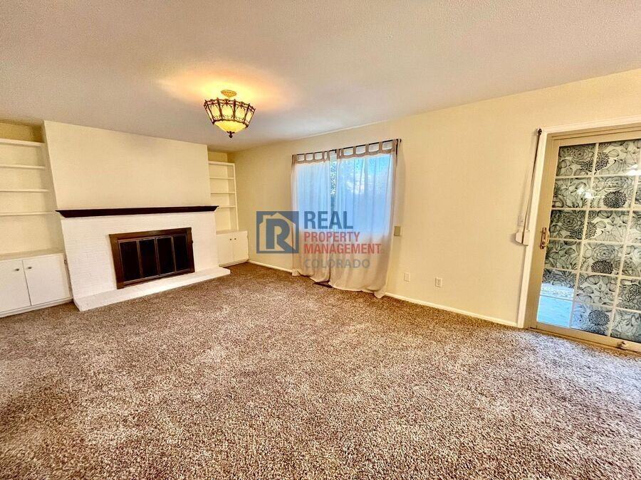 2037 N Academy Blvd - Photo 2 of 26