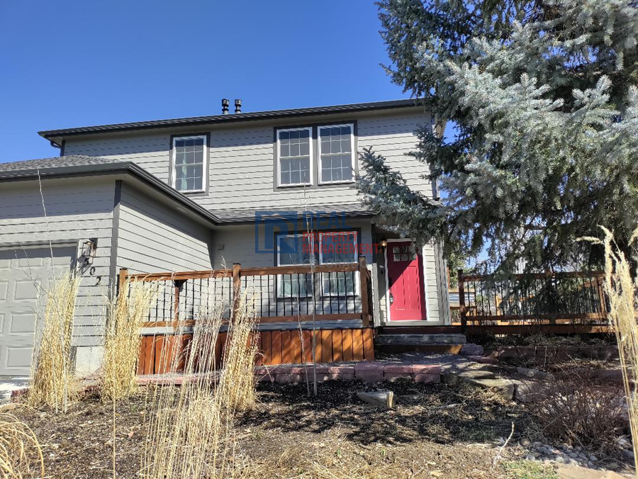 502 Mallard Dr - Photo 2 of 32