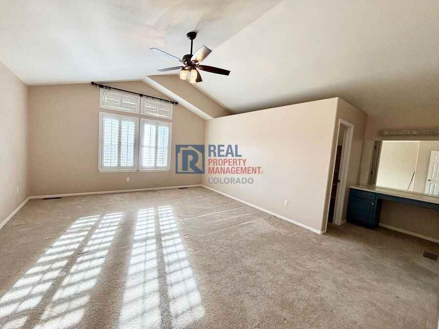 1031 Surlyn Ct - Photo 7 of 21