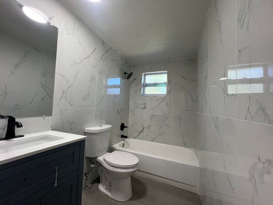 9322 Eastfield Rd #A - Photo 6 of 6