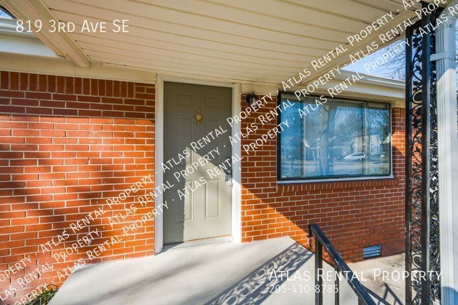 819 3rd Ave Se - Photo 6 of 21