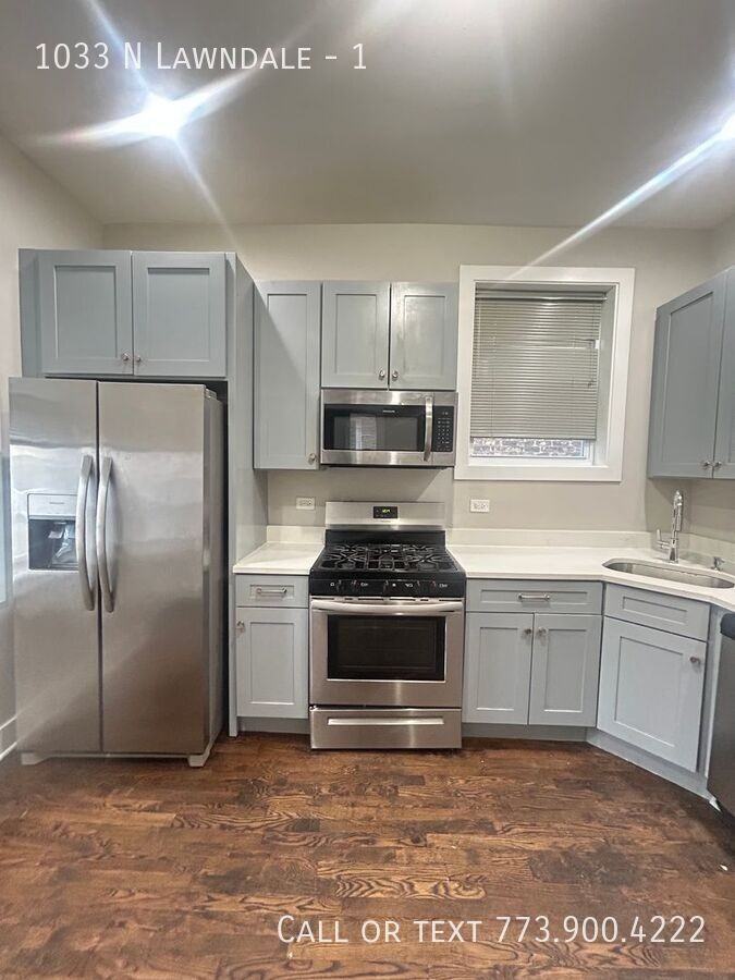 1033 N Lawndale Ave #1 - Photo 6 of 10