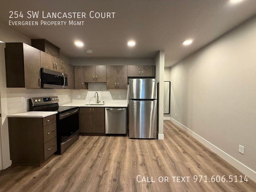 254 Sw Lancaster Ct - Photo 6 of 19