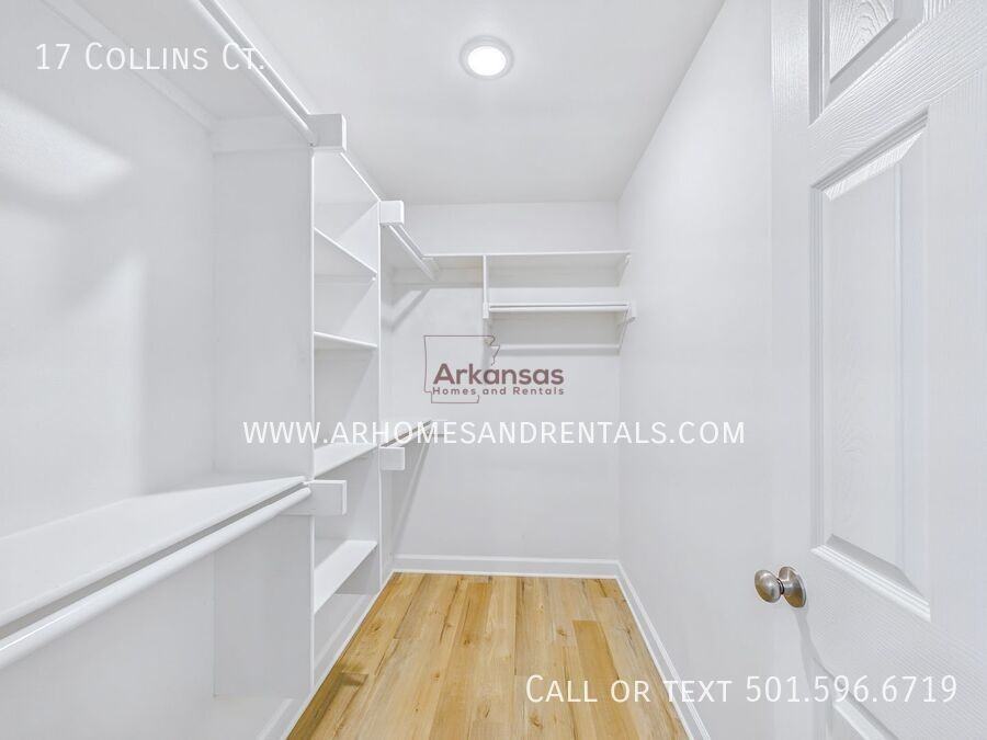 17 Collins Ct - Photo 7 of 12