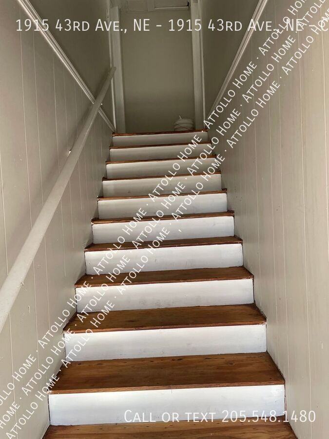 1915 43rd Ave., NE - 1915 43rd Ave., NE #C - Photo 4 of 9