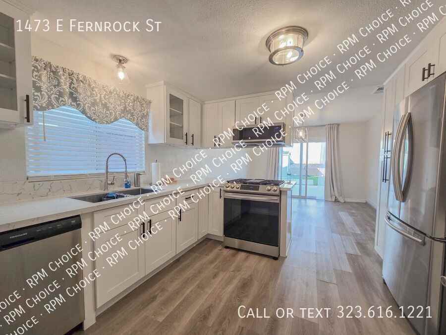 1473 E Fernrock St - Photo 5 of 23