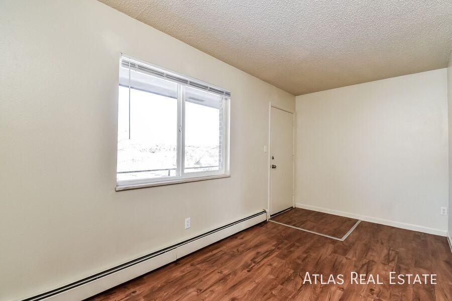 1931 Henderson Ave #2 - Photo 2 of 16