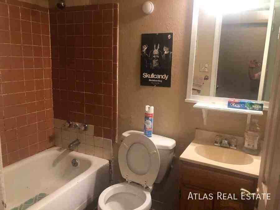 5533 Xanadu St - Photo 6 of 10