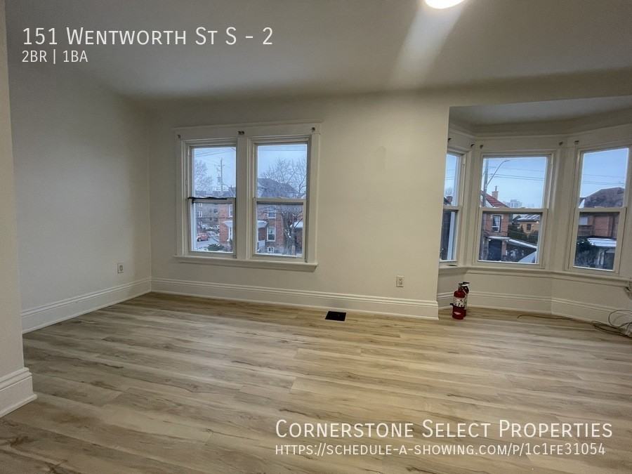 151 Wentworth St S #2 - Photo 3 of 15
