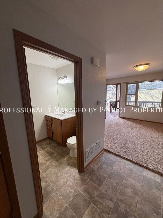 819 Hawkeye Dr - Photo 7 of 25