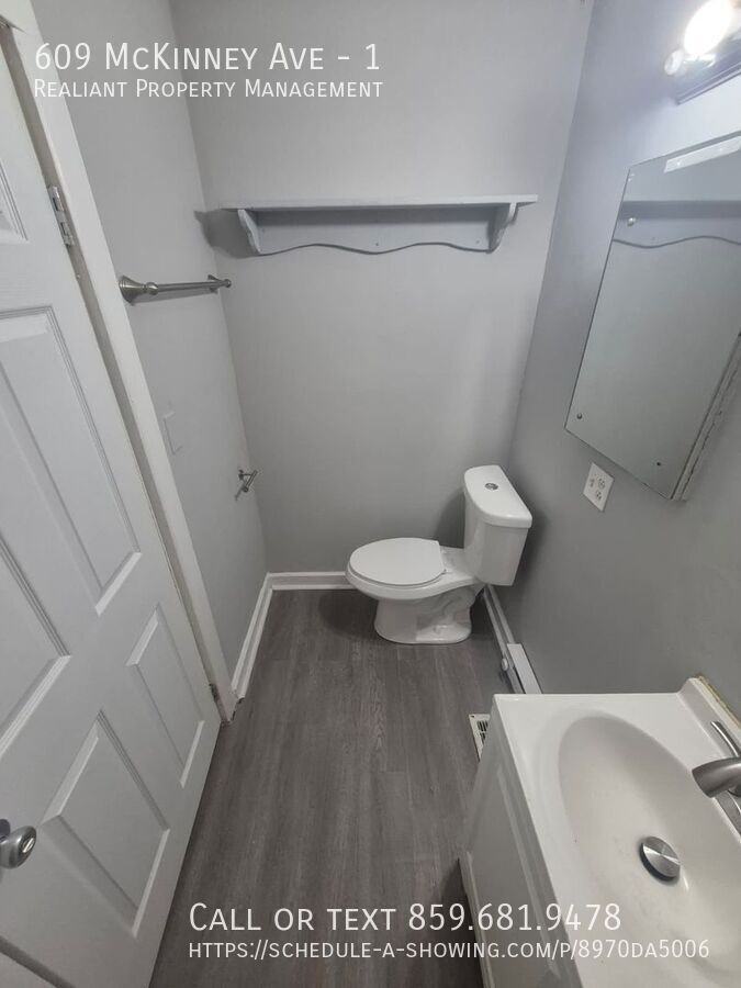 609 Mckinney Ave #1 - Photo 6 of 10