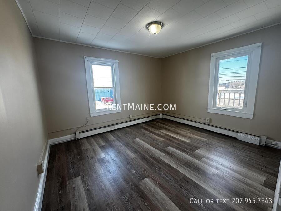 172 College Ave #6 - Photo 6 of 9