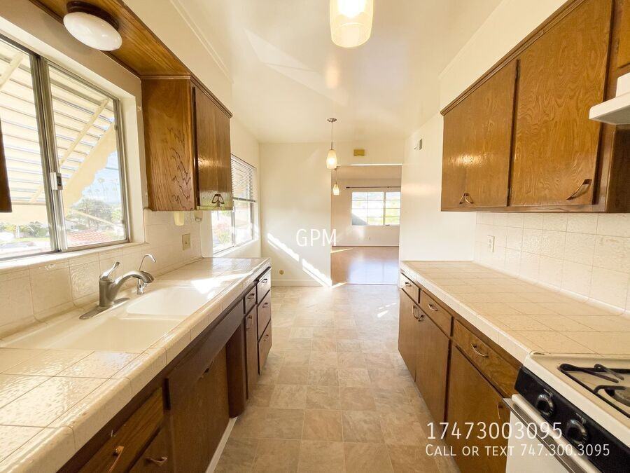 909 N Kenilworth Ave #B - Photo 3 of 14