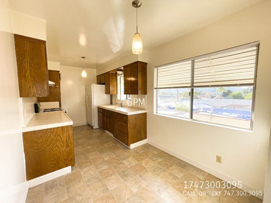 909 N Kenilworth Ave #B - Photo 4 of 14