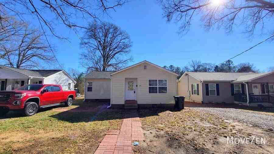 333 Friendship Dr - Photo 4 of 28