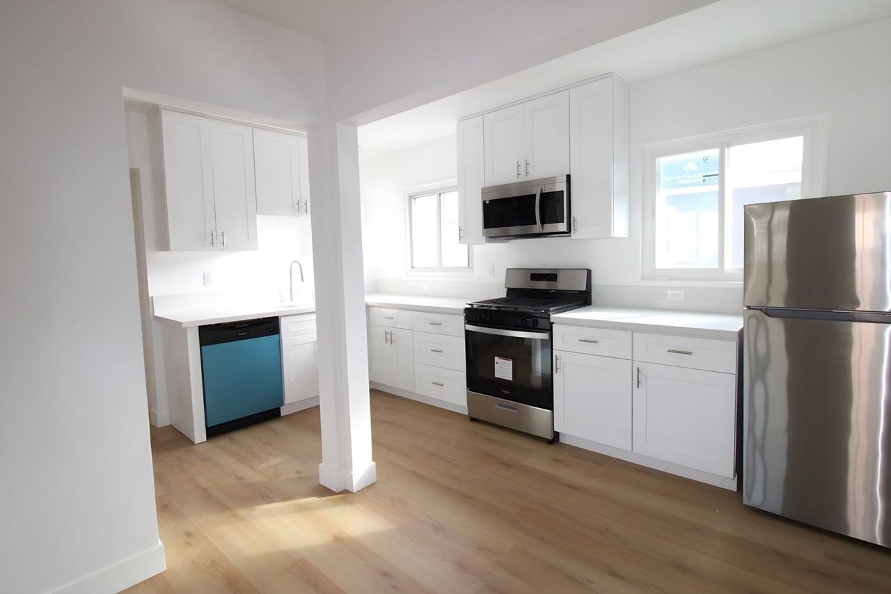 9007-11 Ramsgate Ave. - Photo 2 of 8