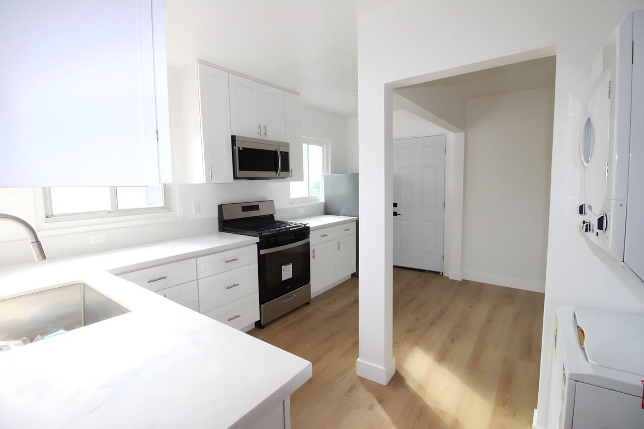 9007-11 Ramsgate Ave. - Photo 3 of 8