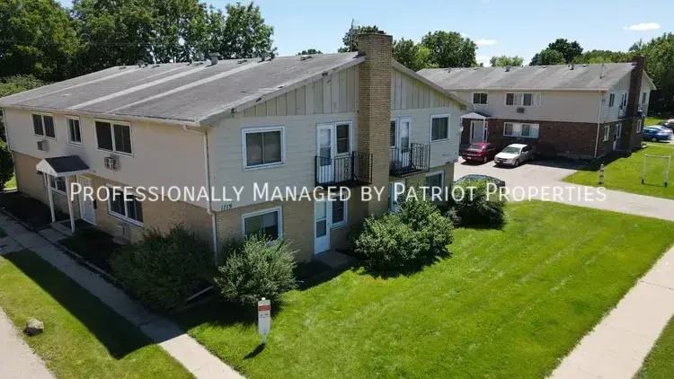 Freedom Park Apartments- - Photo 4 of 8