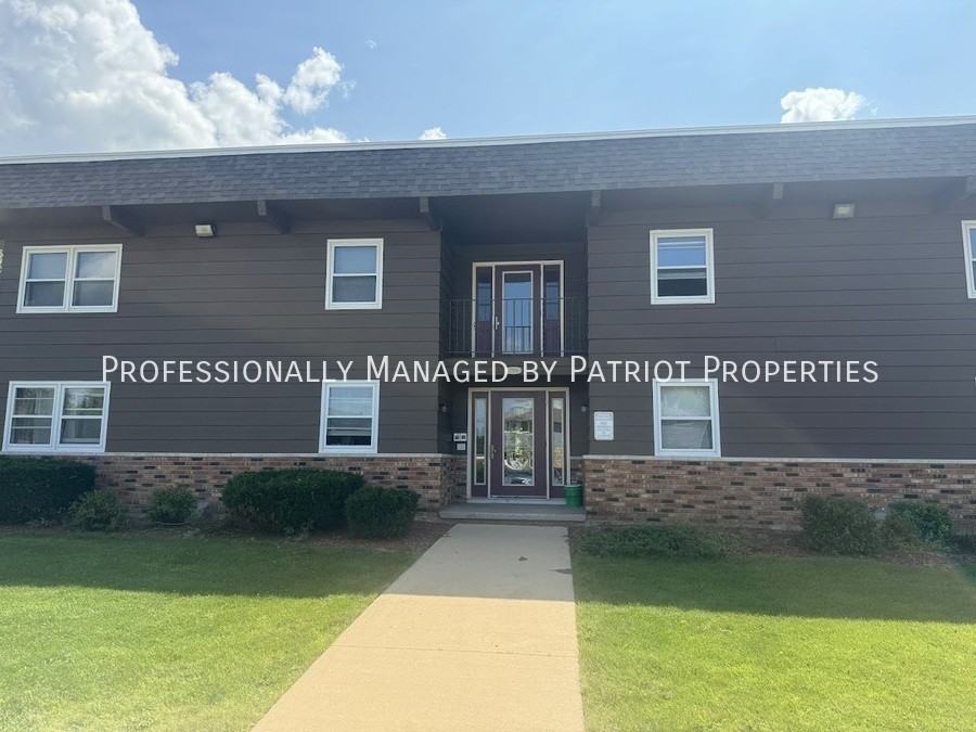 Freedom Park Apartments- - Photo 7 of 8