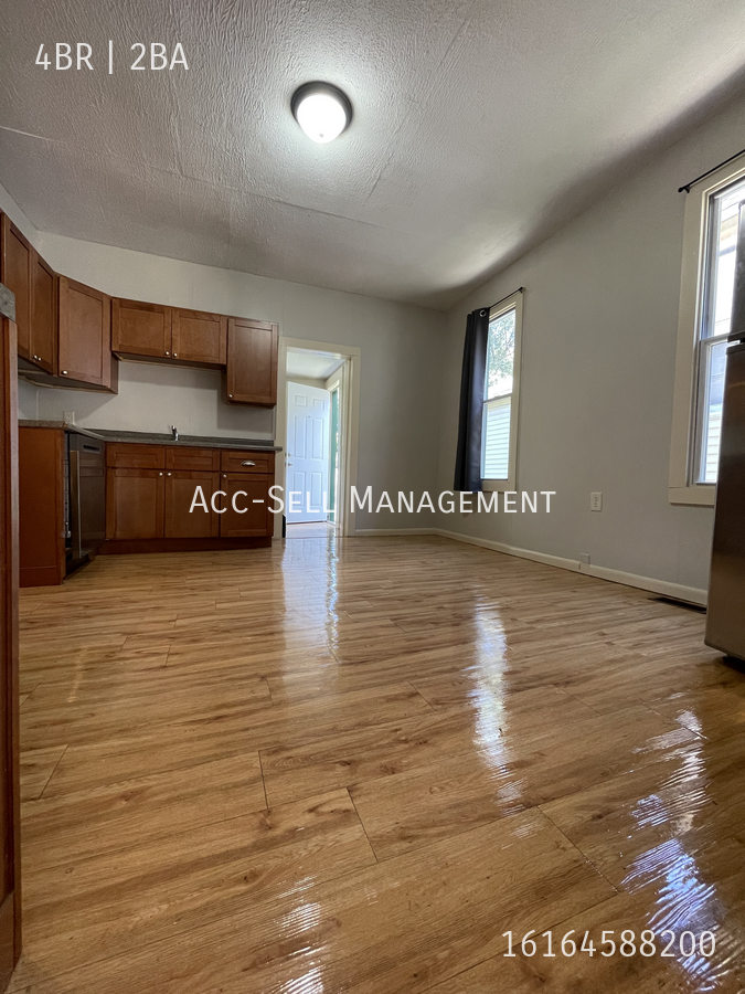 875 10th St Nw #NEW - Photo 4 of 17