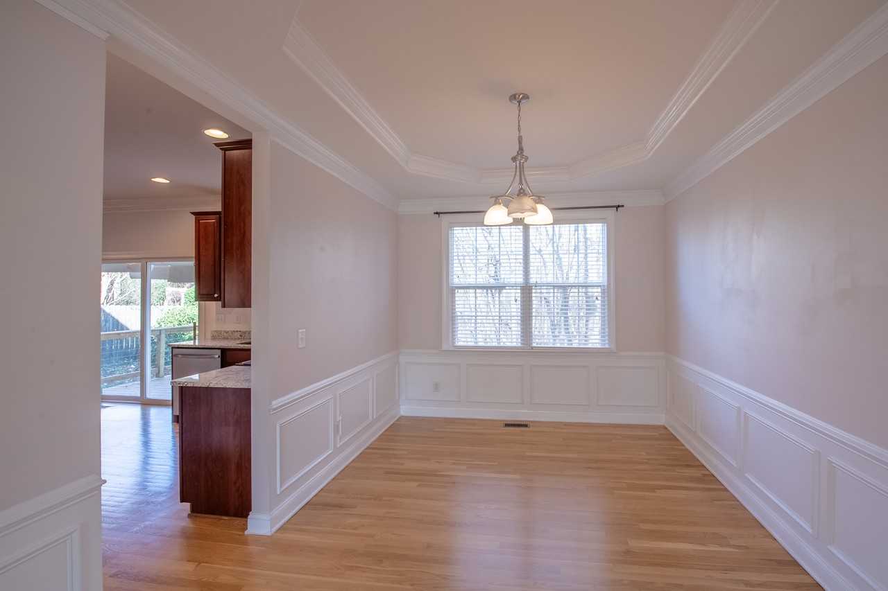 5713 Catskill Ct - Photo 3 of 17