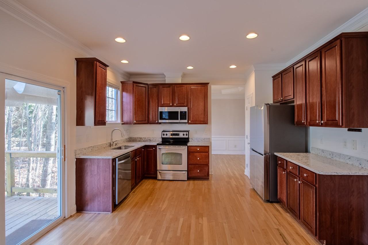 5713 Catskill Ct - Photo 6 of 17