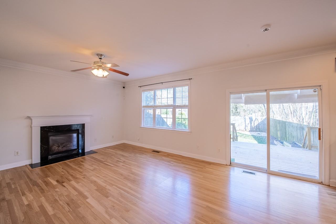 5713 Catskill Ct - Photo 7 of 17