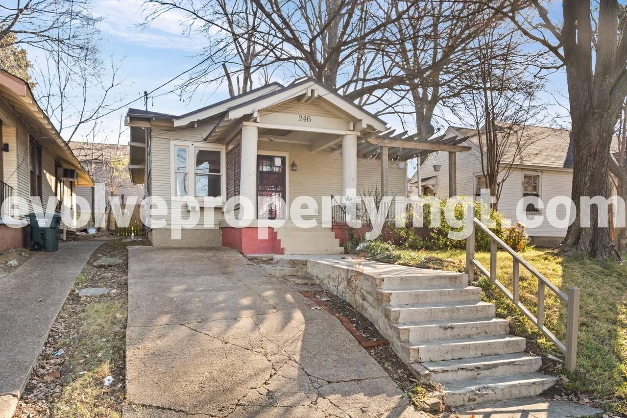 246 N Watkins St - Photo 3 of 19