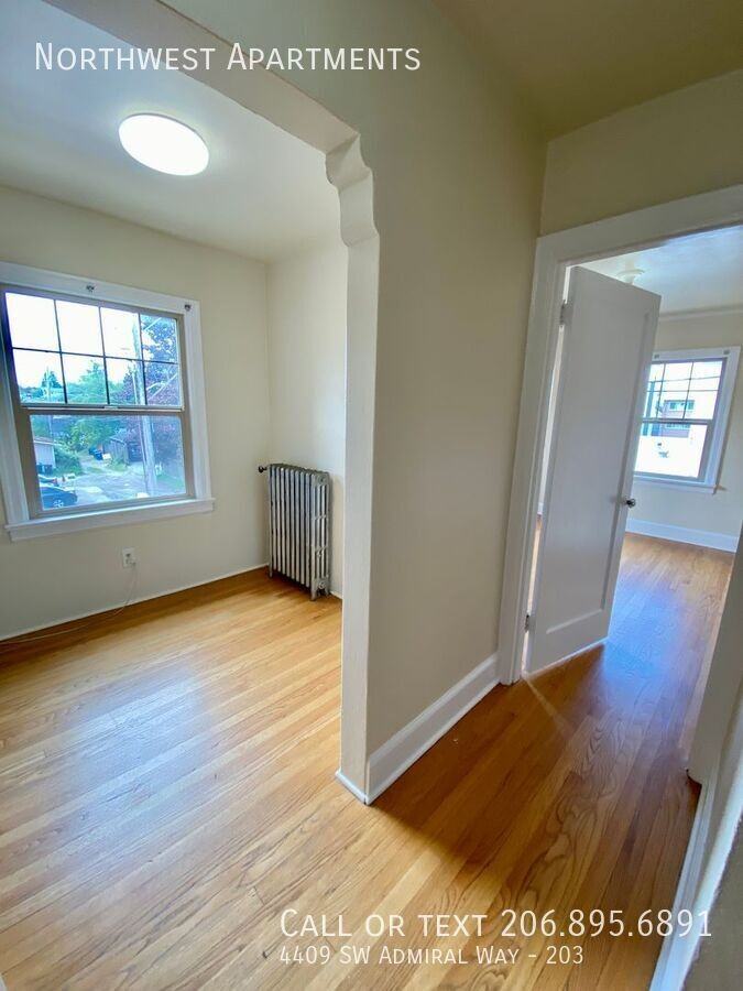 4409 Sw Admiral Way #203 - Photo 6 of 35