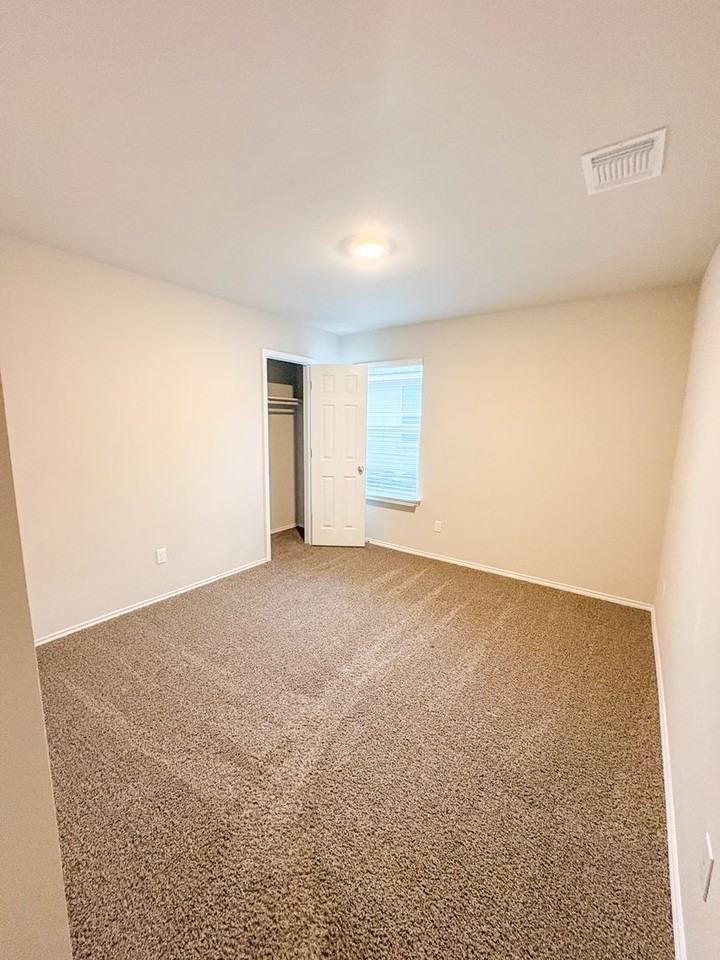 8713 Cantera Ridge Rd - Photo 6 of 16