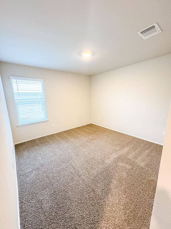 8713 Cantera Ridge Rd - Photo 7 of 16