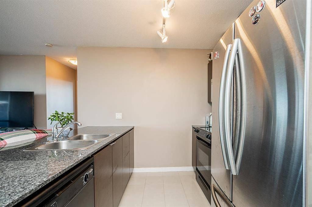 13618 100 Avenue - Photo 5 of 22