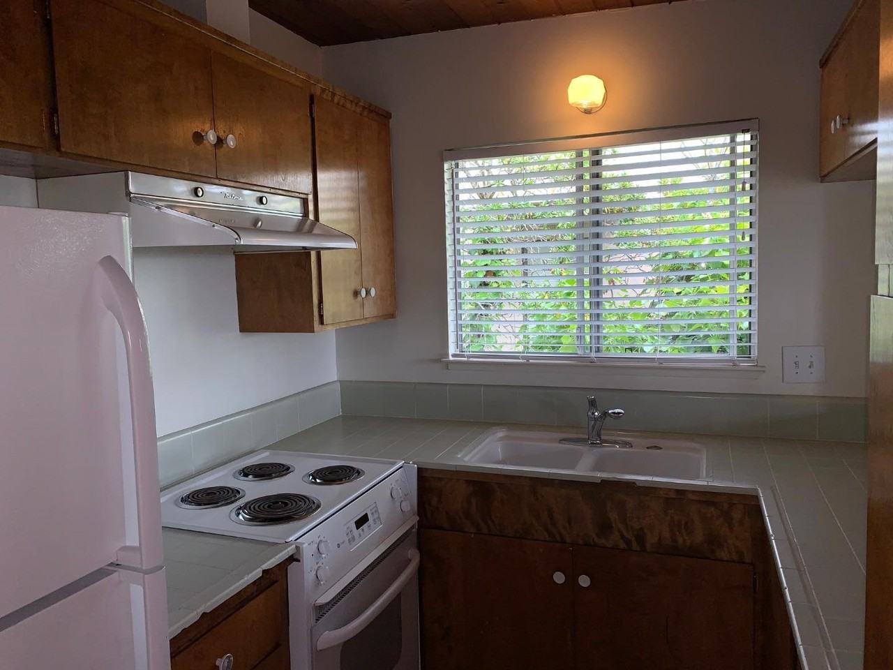 373 Sea Ridge Rd #373-2 - Photo 3 of 7