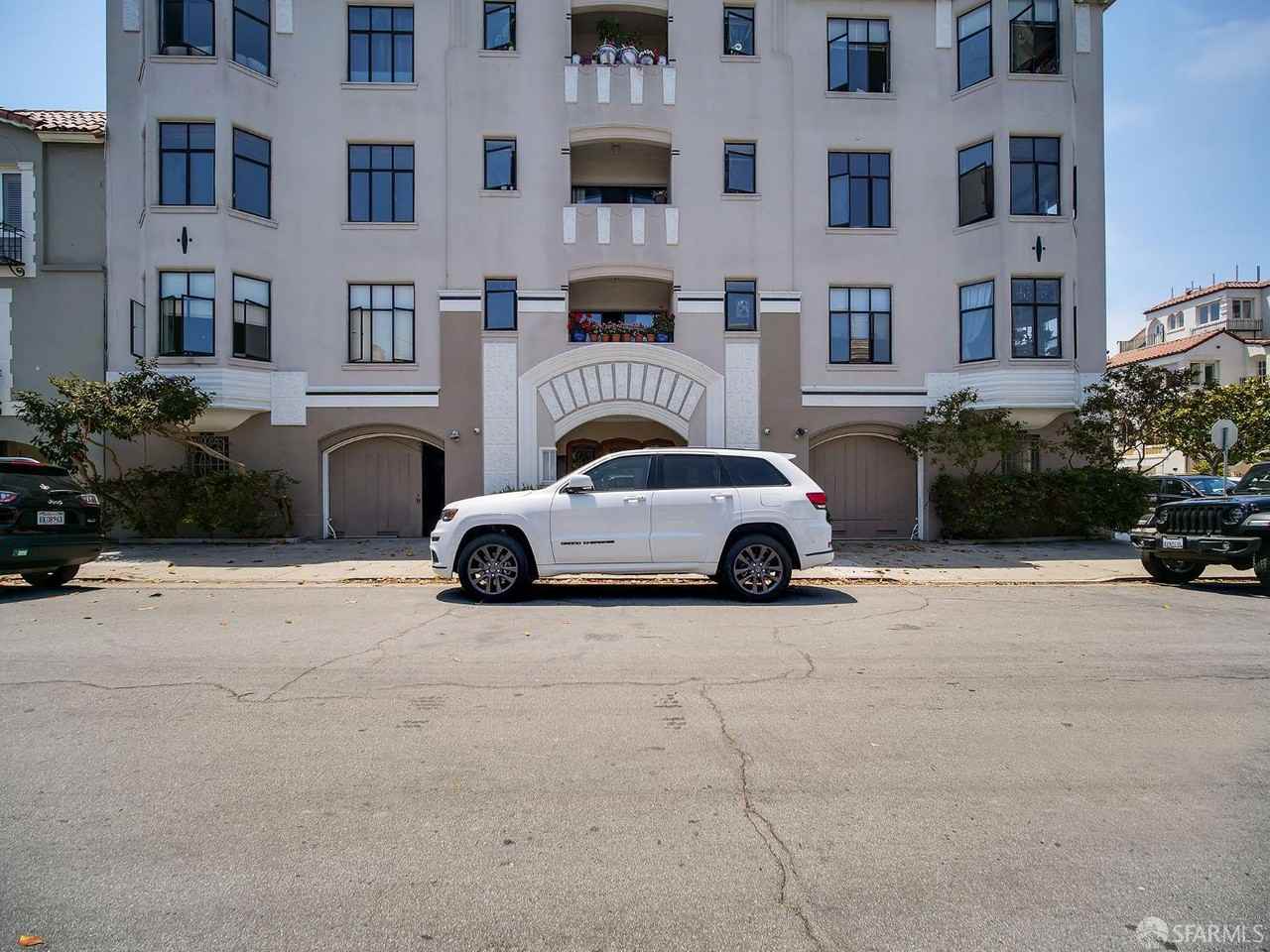 3757 Webster St #3757-106 - Photo 6 of 21